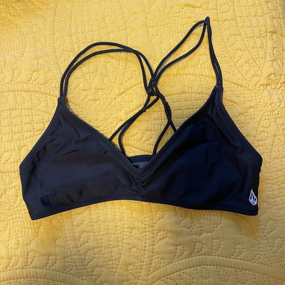 VOLCOM Black Bikini set - Picture 4 of 7